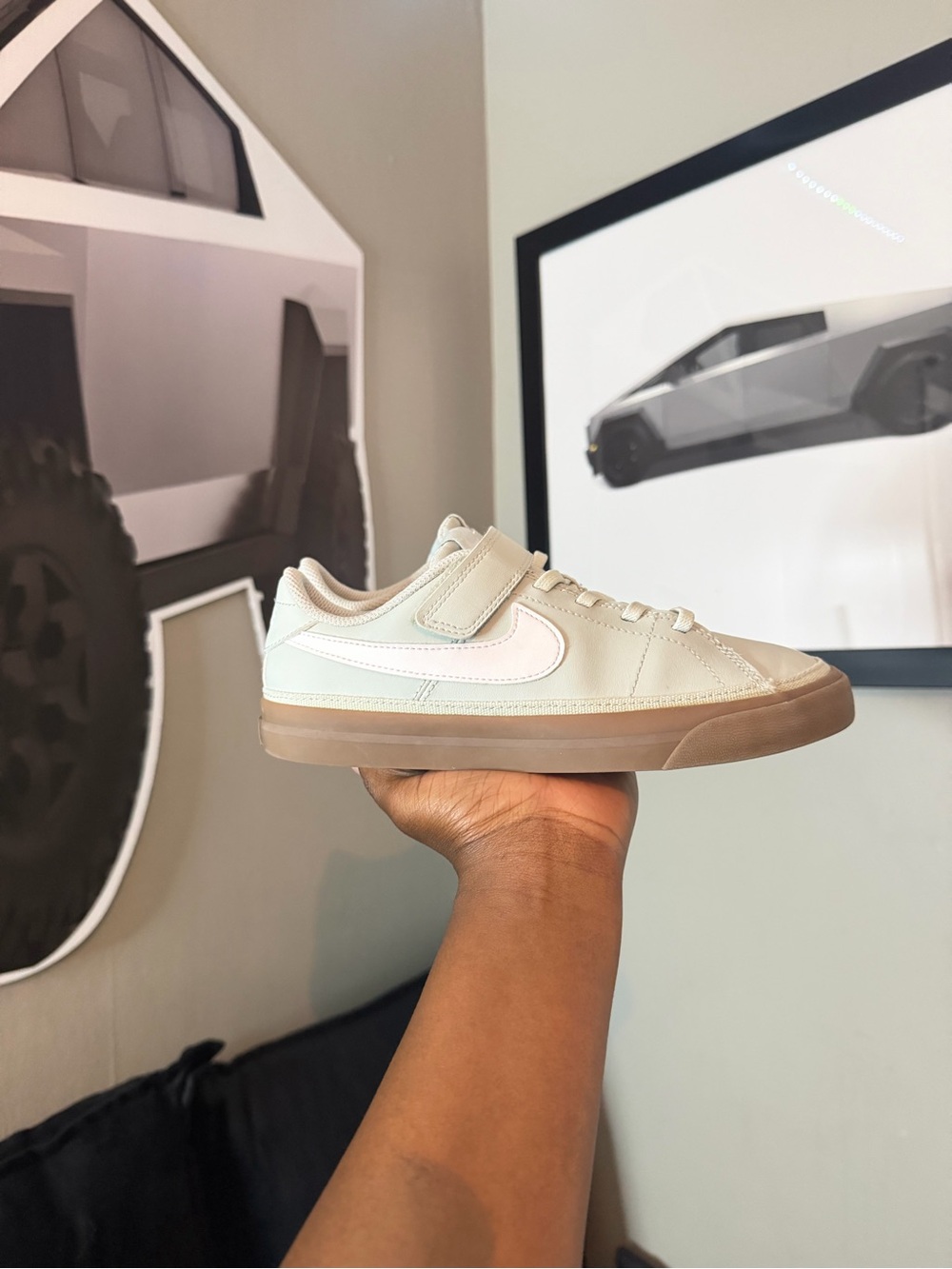 Nike Court Legacy Low-Top Sneaker with Gum Sole
